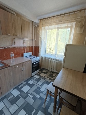 Сдаю 1 ком кв Карпенко - Бутомы ремонт, мебель, техника - фото 1