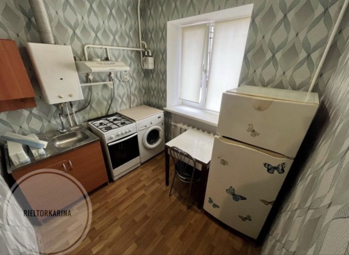 Крилова/2 КП оренда 2кімн квартири на 1 поверсі з 3 - фото 1