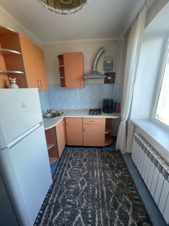 Сдам на длительно однокомнатную квартиру на ул Краснова - фото 1