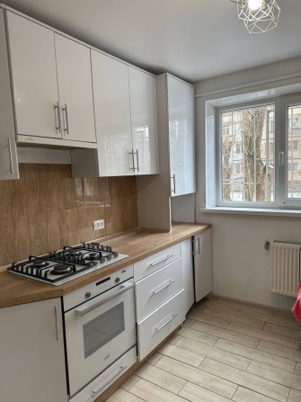 Сдается 3к.квартира.1Этаж.Мира- Площадь Победы.Автономное отопление. - фото 1