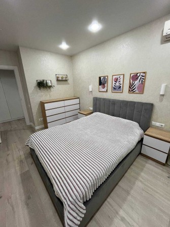 Оренда 2 к квартири,  якісний ремонт на Пісках, вул. Новокузнецька 57 - фото 1