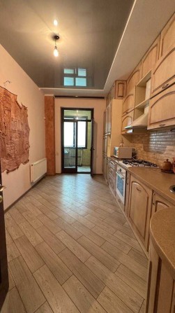 Оренда елітна 2 к. квартира 80 м2 в центрі Новобудова м. Наукова - фото 1