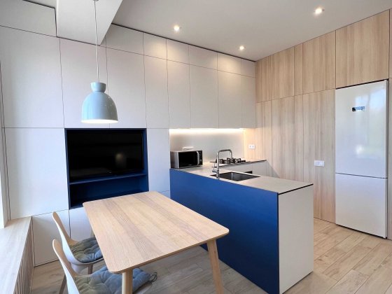 Оренда 2кім кв кухня студія + ГАРАЖ Виговського ( Вікторія Гарденс ) Львов