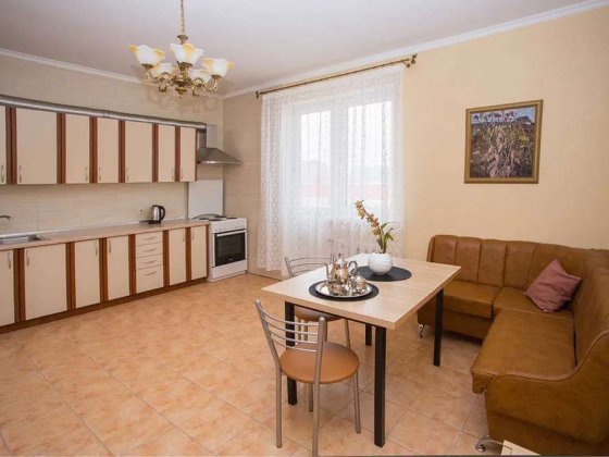 Продається трикімнатна квартира по вул.Мишуги Олександра, 8. Киев