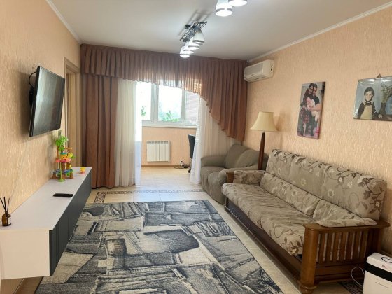 Продаж 3 к.вул. Рональда Рейгана, 44 а, Деснянський р-н, Троєщина Киев