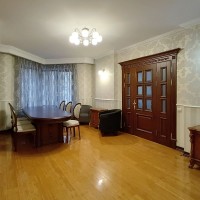 родаж 4к, вул.Олександра Мишуги 2, Дарницький район Київ