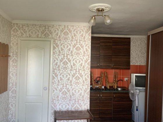 Сдам однокомнатную квартиру студию частный сектор Лузановка! Крыжановка