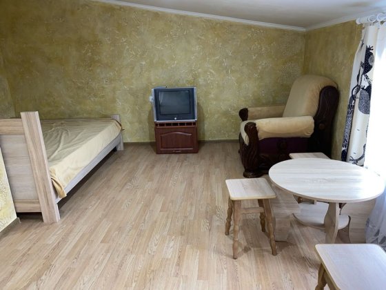 Сдам  свою каартиру студию частный сектор Лузановка,! Крыжановка