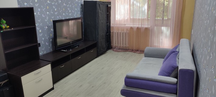 Сдам однокомнатную квартиру на салтовке. 6000 +свет - фото 1