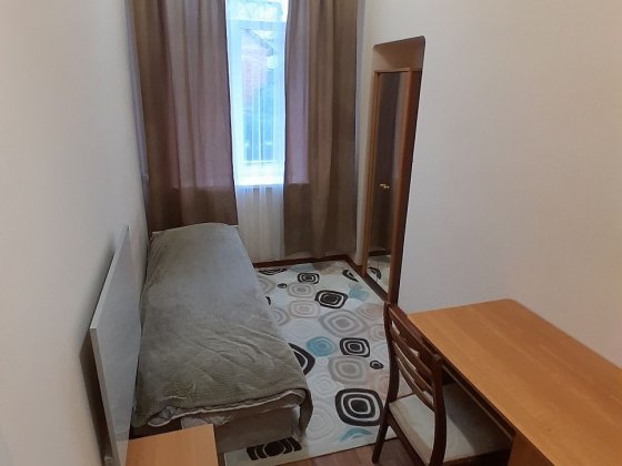 Окремі номери в хостелі. Кімнати, житло. Умань