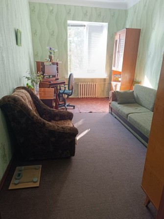 Сдам 3 комнаты в 5 комнатной квартире - фото 1