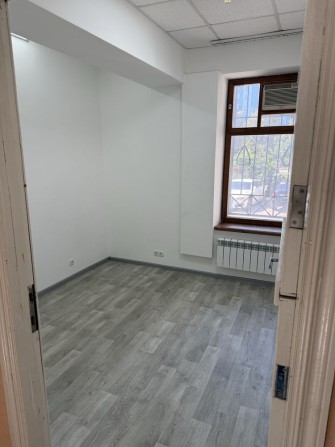 Оренда кімнати в офісі (10 м²) у мікрорайоні Левада - фото 1