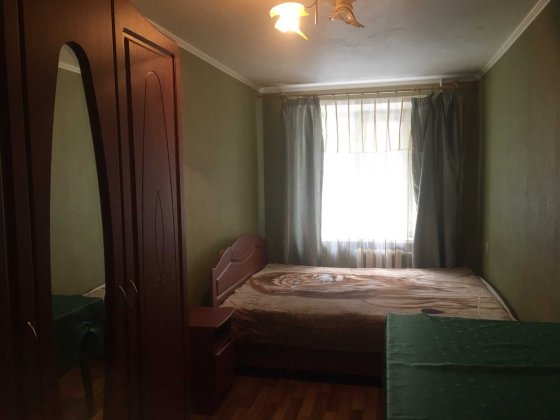 Сдам комнату на 12 Квартале,ул. Казакевича. Без хозяев Дніпро