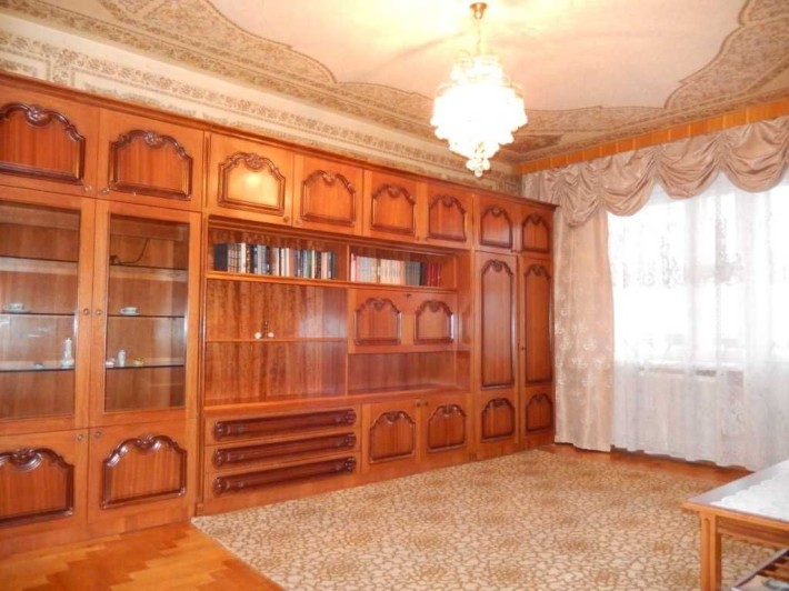 Здам кімнату дівчині  по вул Йорданська, метро Почайна, Оболонь - фото 1