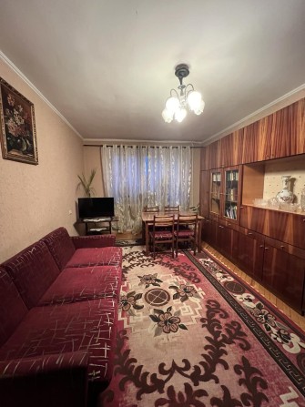 Здам дві окремі кімнати для студентів!

Здаються 2 окремі кімнати у за - фото 1