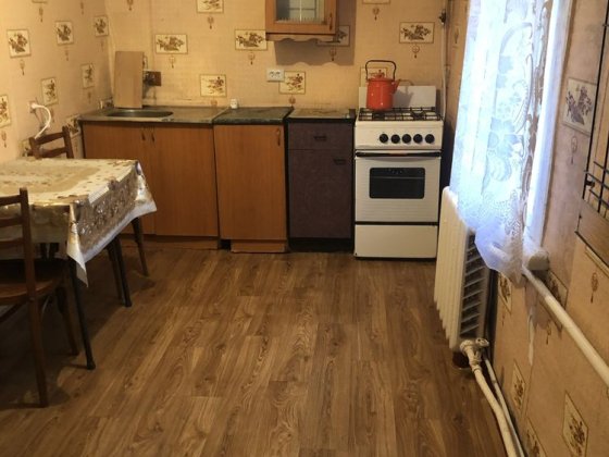 Здається півбудинка в центрі Ковель