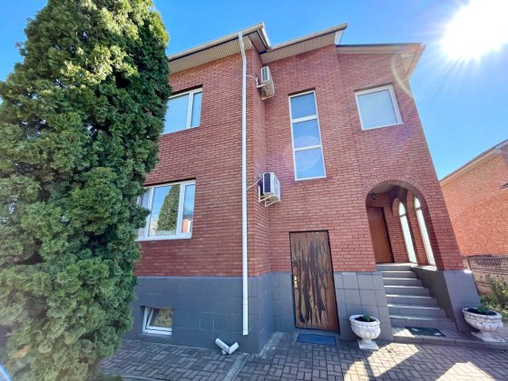 Оренда. Великий будинок. 2 поверхи + цоколь з сауною і мансарда. Вінниця