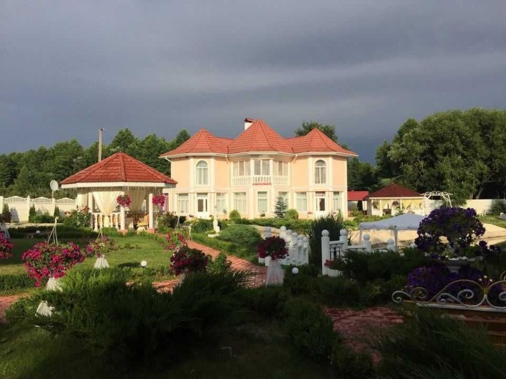 Здається апартаменти VIP будинок.Меблі.Побутова техніка.Євроремонт - фото 1