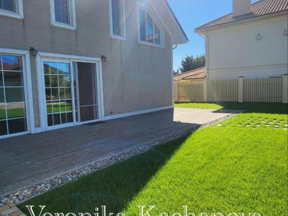 Новый дом в Совиньоне! Подвал ! Бассейн! Одеса