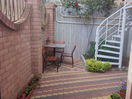 От собственника сдам длительно апартаменты из 3-х комнат в частном дом Одеса