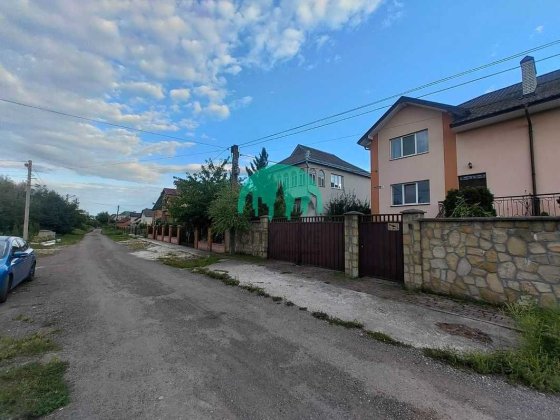Оренда будинку в передмісті Івано-Франківська, с. Угринів(60) Угринов