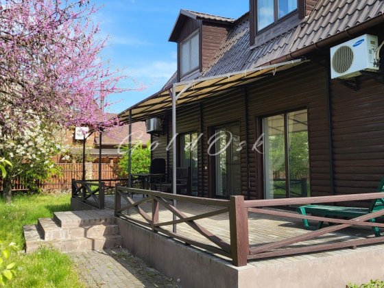 Здам Будинок в котеджному містечку.Поруч Дніпро.Газ.Камін. Вишенки