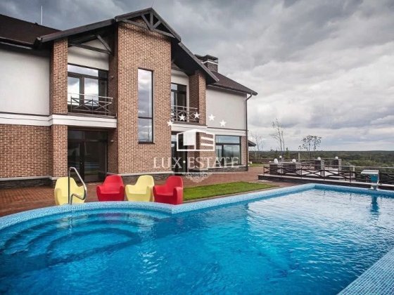 Аренда дома 380 м² в коттеджном городке «Зелений гай», Лесники Лесники