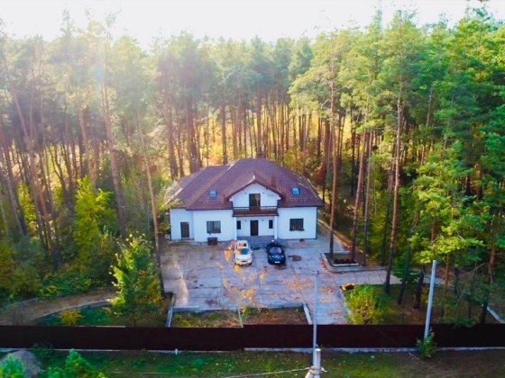 Будинок в сосновому лісі Глеваха