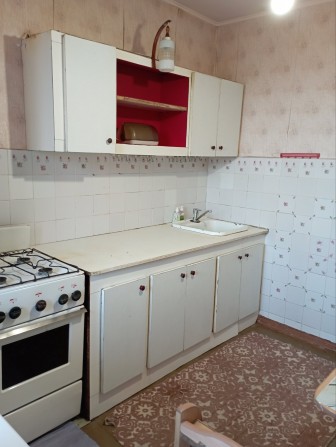 Сдам 1-ком Левый Берег 44м р-н Варуса, мебель и техника. - фото 1