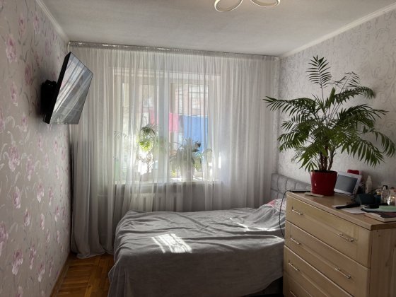 Продається затишна 2-кімнатна квартира  вул. Золотоустівська 44/22, Шевченківський р-н Київ