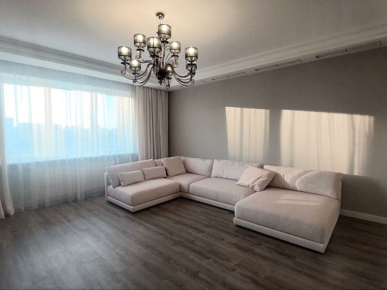 Продаж 4к квартири пр-т Володимира Івасюка 10а Оболонський район Правий берег Киев