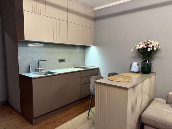 Продаж 2-к квартири вул. Микільсько-Слобідська 10 Київ