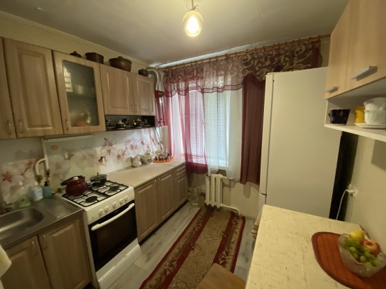 Продається однокімнатна квартира на 2-му поверсі, п'ятиповерхового цегляного будинку на проспекті Ко Николаев