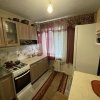 Продається однокімнатна квартира на 2-му поверсі, п'ятиповерхового цегляного будинку на проспекті Ко Николаев