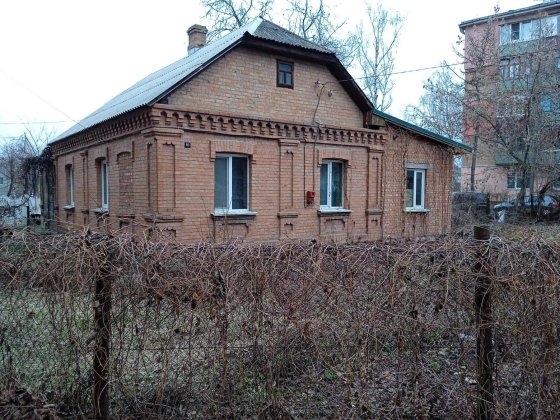 Продам цегляний будинок з ділянкою та комунікаціями Бердичів Бердичів