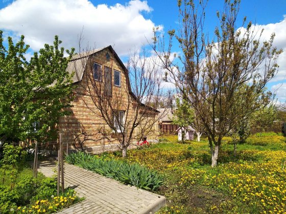 Будинок у мальовничому місці поруч з центром міста Васильків