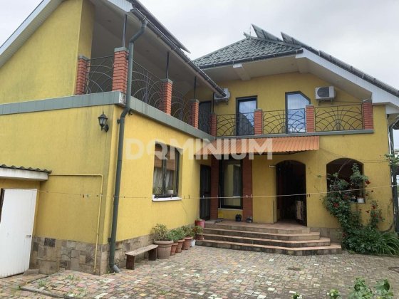 Продається чудовий будинок,комфортне житло  м.Виноградів Виноградов