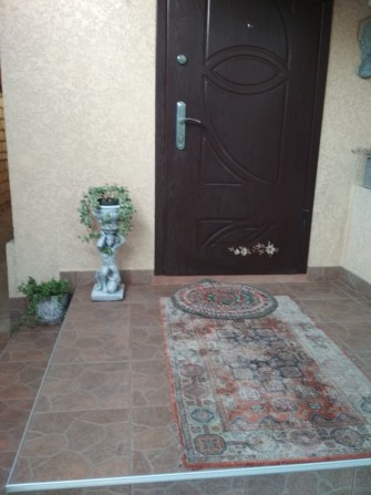 Частный дом в хорошем районе - фото 1