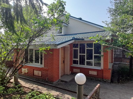 Продается дом пгт Высокий Високий