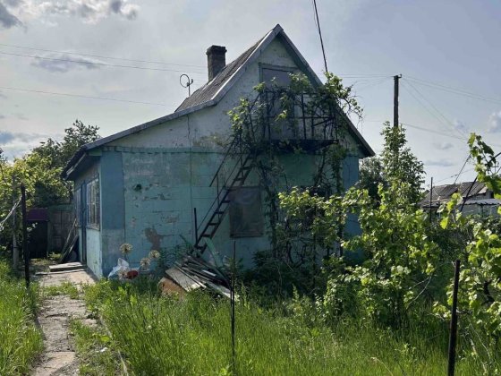 Дачна ділянка з будиночком під ремонт та літньою кухнею Кам'янське