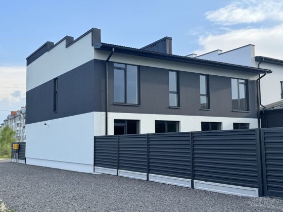 Котедж 4км у місті Дрогобич Дрогобыч