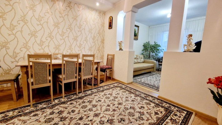 Продається будинок у м. Дрогобич (ближній центр) - фото 1