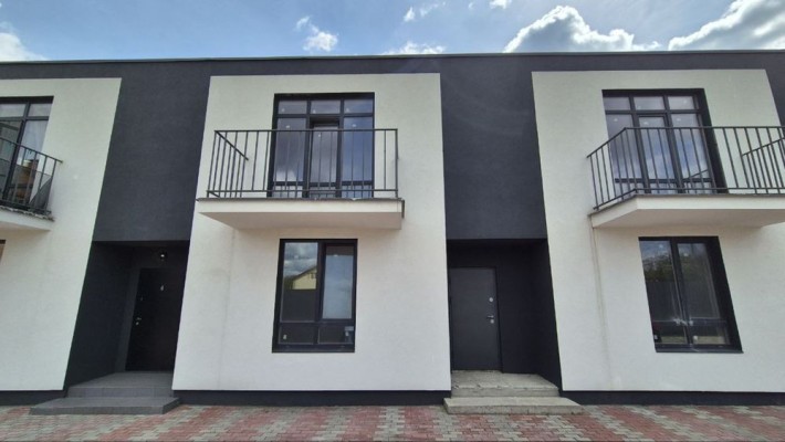 Продаж таунхауса в Гостомелі | 95 м² | Власний двір | Частковий ремонт - фото 1