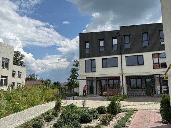 Продаж нового таун-хаусу під ремонт в Гостомелі Гостомель