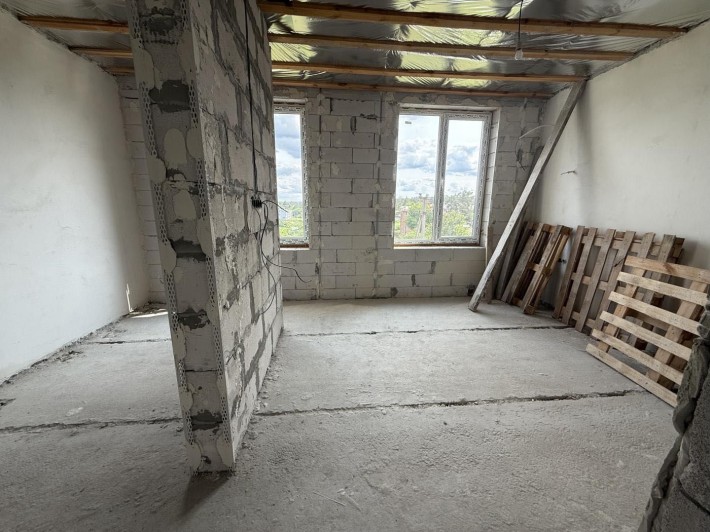 Продам угловой таунхаус 136м2 с гаражом - фото 1