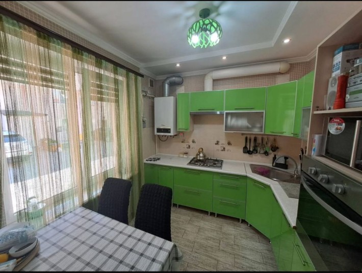 Таунхаус в передмісті Чорноморська / чудова альтернатива квартирі ! - фото 1