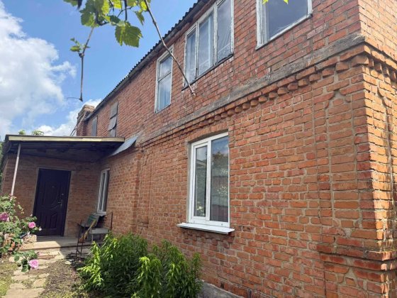 Продаж 2 поверхового будинку з ділянкою на 10 соток, Калинівка Калинівка