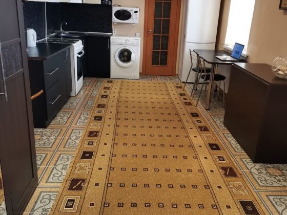 Продам частину будинку по документам  квартира Казатин