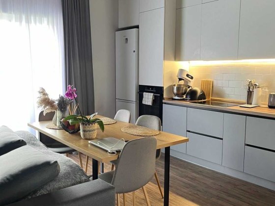 4 кімнати, простора ділянка. Дуплекс з ремонтом. Гостомель