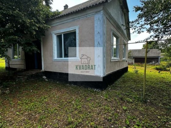 Продам будинок неподалік міста Кам'янець-Подільський